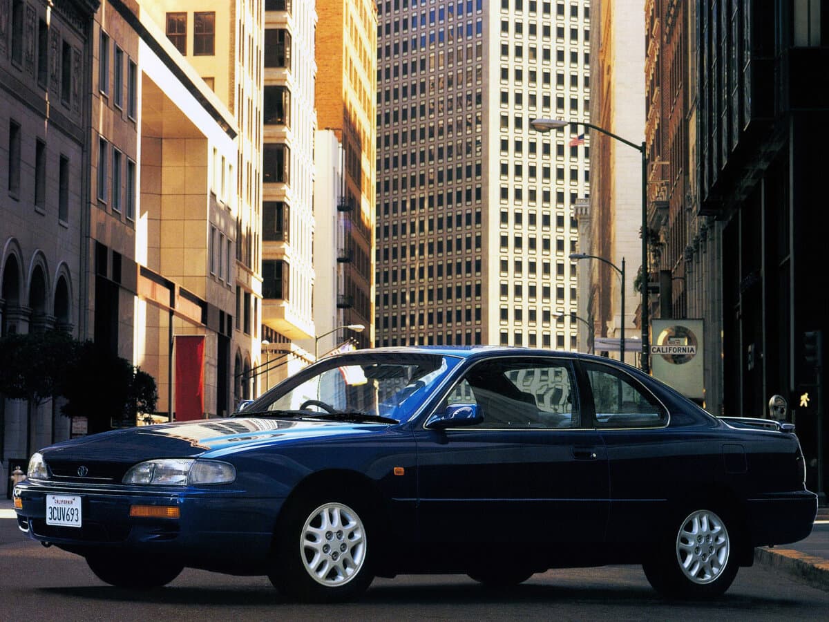 Toyota Scepter 1992 – 1996 — Əsas şəkil