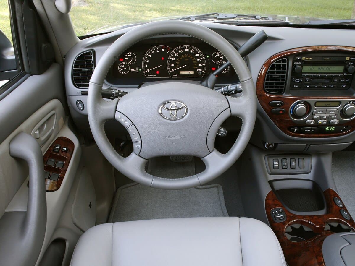 Toyota Sequoia I Restayling — Sükan