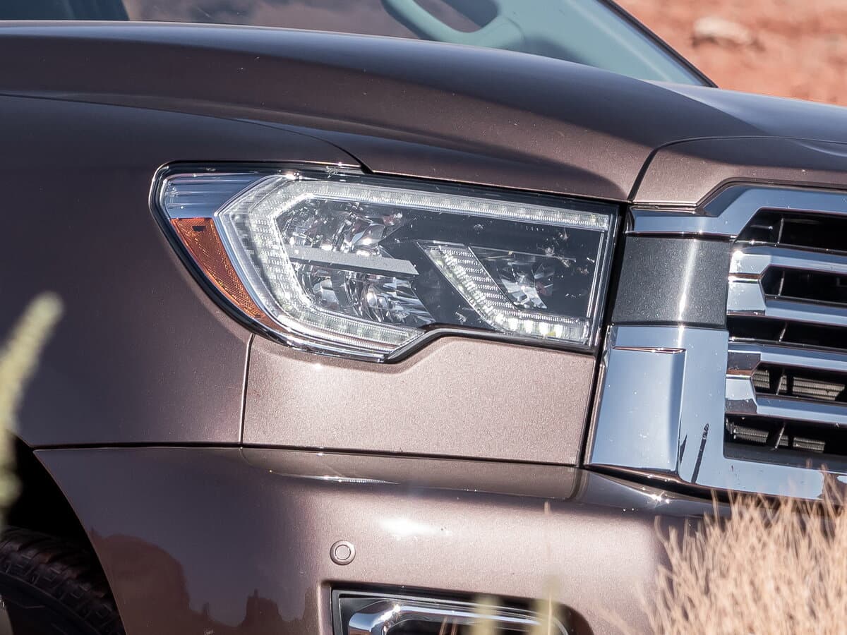 Toyota Sequoia II Restayling — Fara