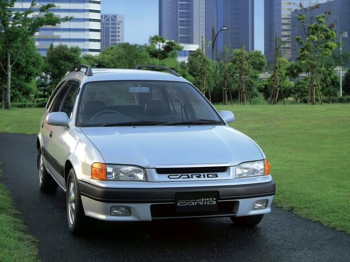 Toyota Sprinter Carib III — Öndən