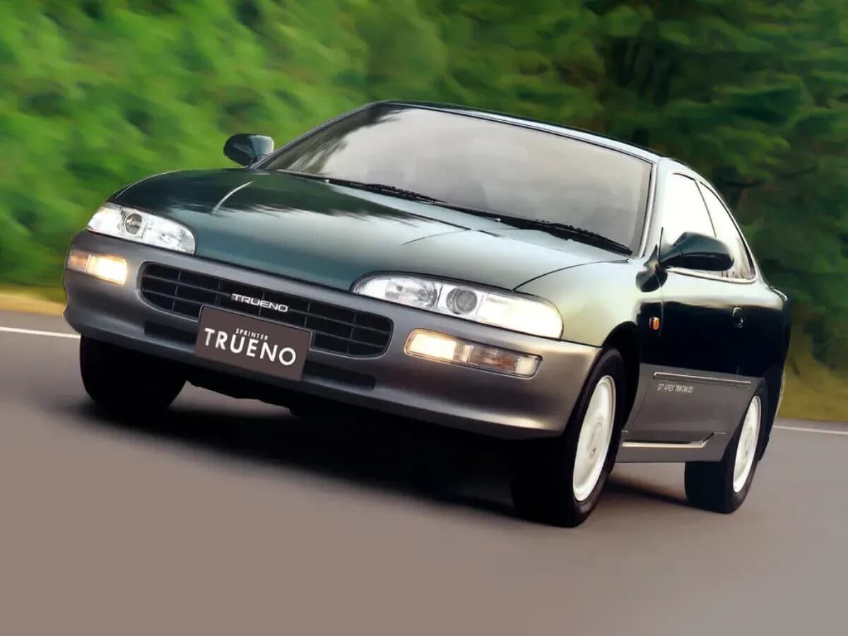 Toyota Sprinter Trueno VI (AE100/AE101) — Öndən