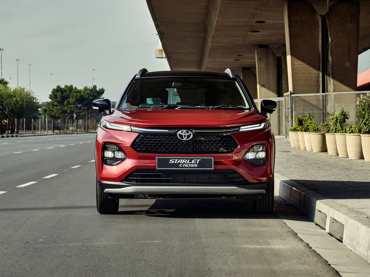 Toyota Starlet Cross 2024 – indiyədək — Öndən