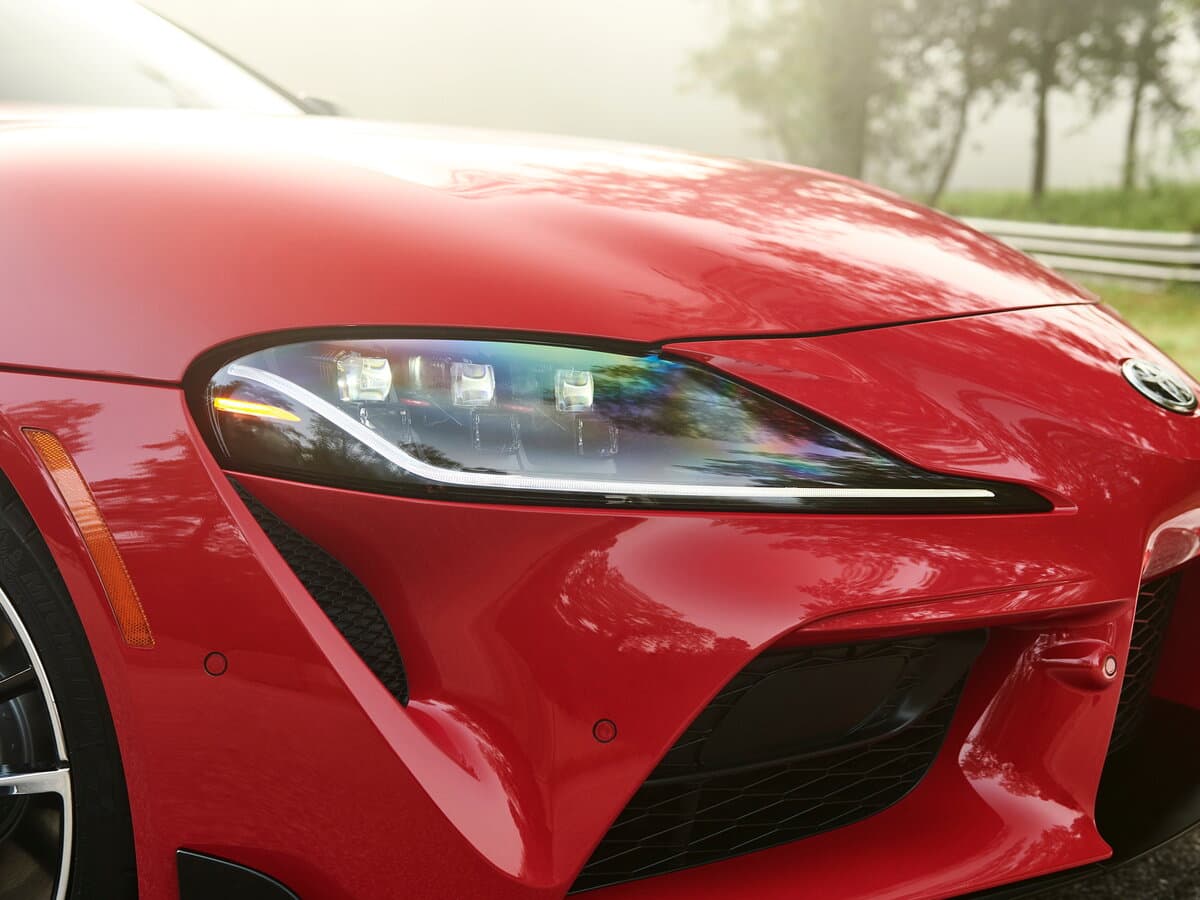 Toyota Supra V (A90) — Fara