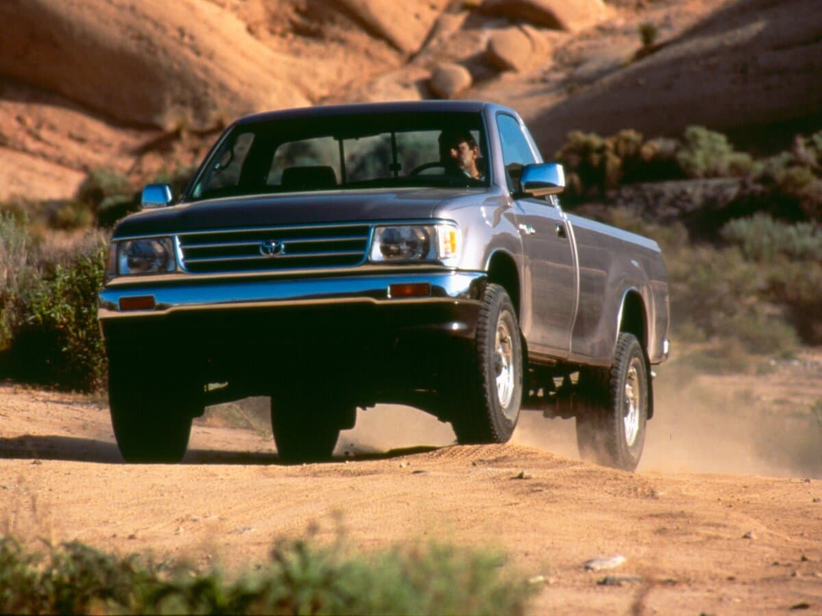 Toyota T100 1992 – 1998 — Öndən