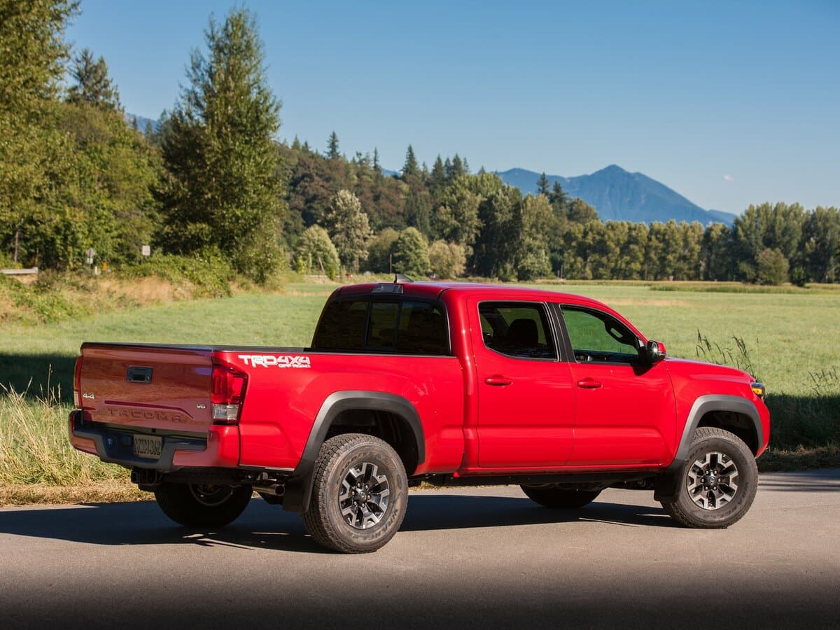 Toyota Tacoma III — 3/4 arxadan