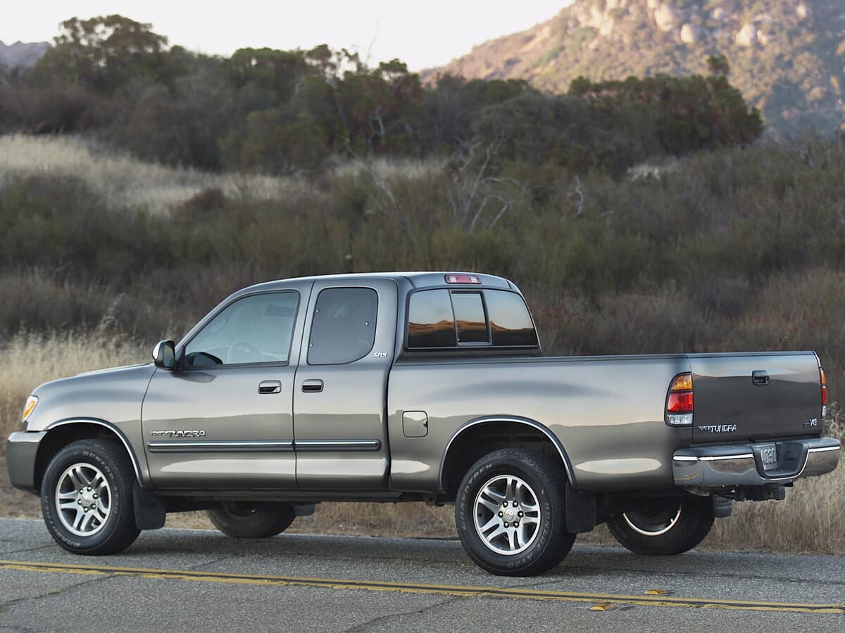 Toyota Tundra I Restayling — Yandan