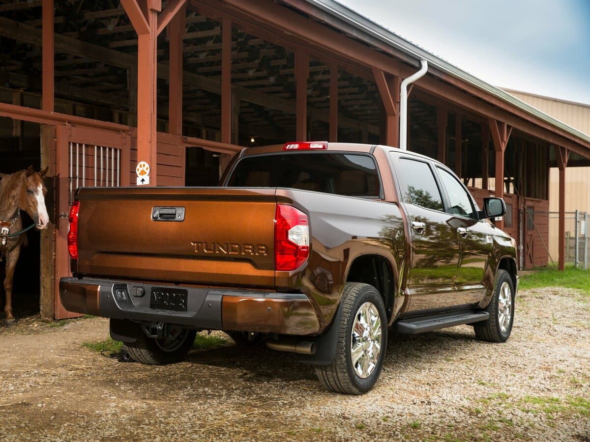 Toyota Tundra II Restayling — 3/4 arxadan