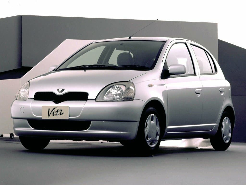 Toyota Vitz I (P10) — Əsas şəkil