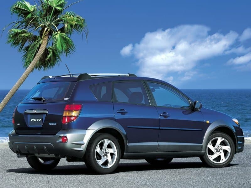 Toyota Voltz 2002 – 2004 — 3/4 arxadan