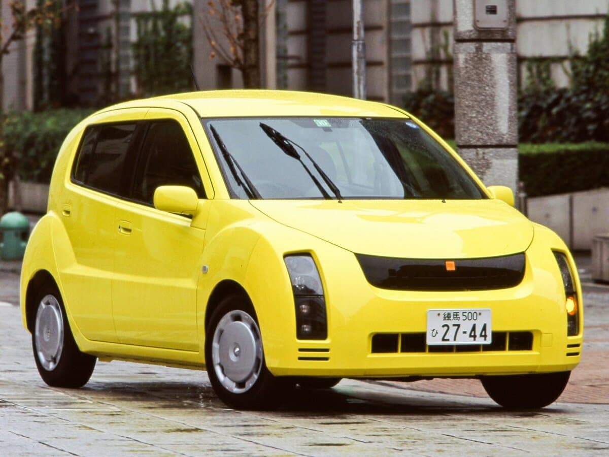 Toyota WiLL Cypha 2002 – 2005 — Öndən
