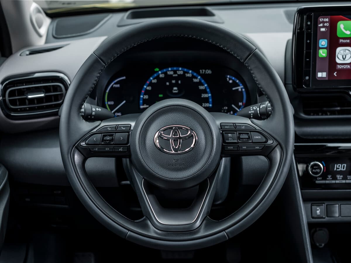 Toyota Yaris Cross I — Sükan