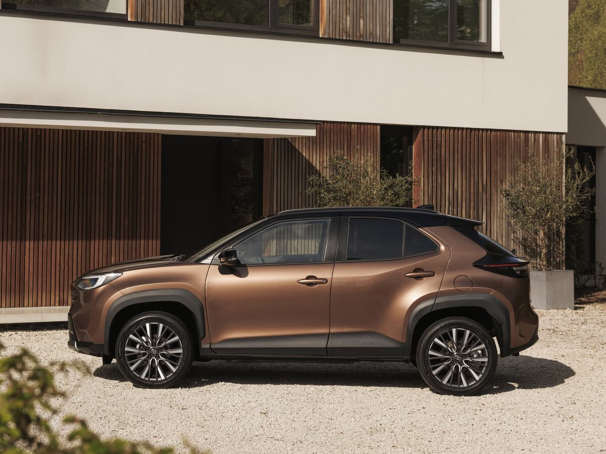 Toyota Yaris Cross I Restayling — Yandan