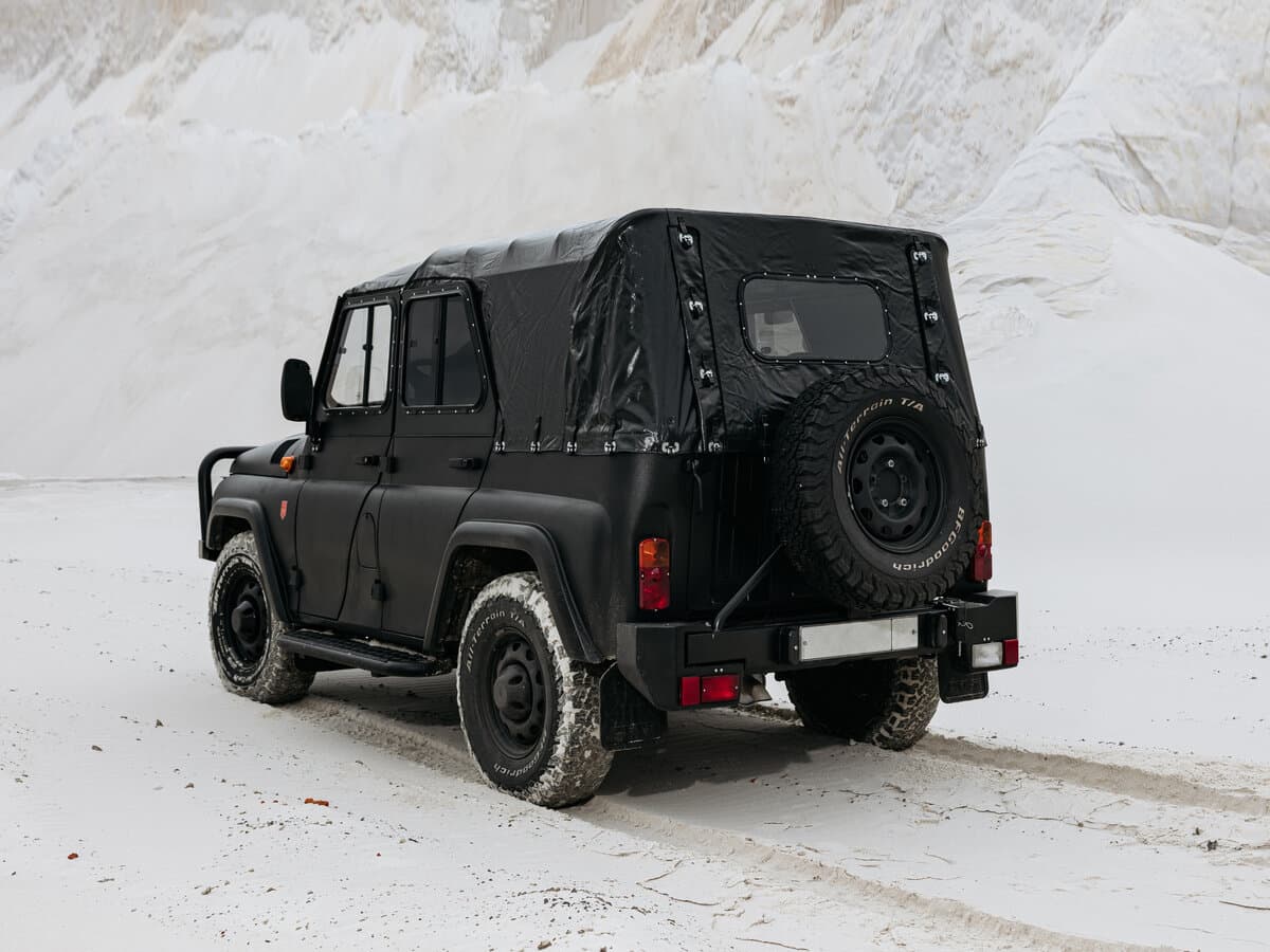 Uaz Hanter 2003 – indiyədək — 3/4 arxadan