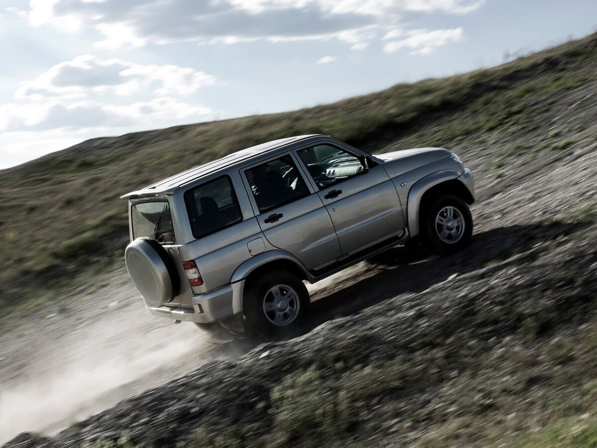 Uaz Patriot I Restayling — Yandan
