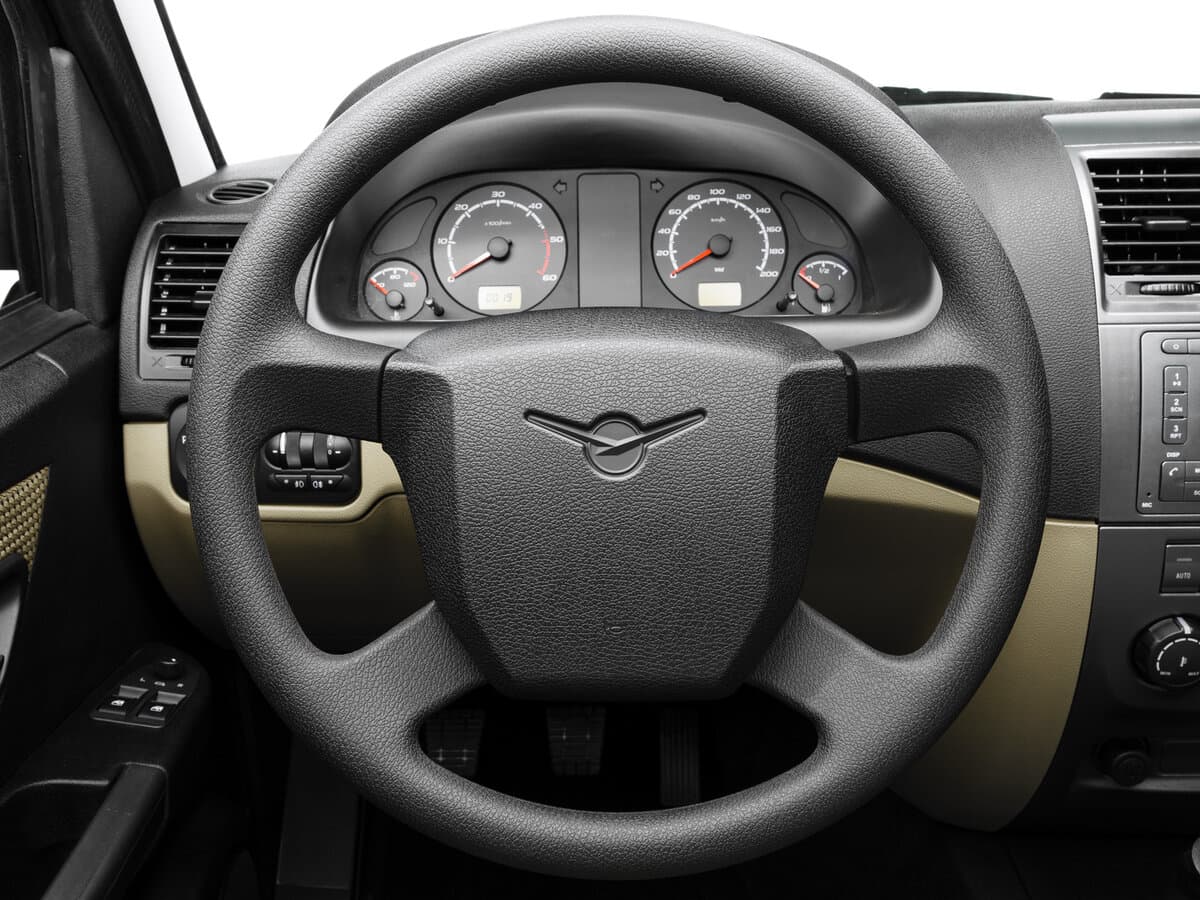 Uaz Patriot I Restayling — Sükan