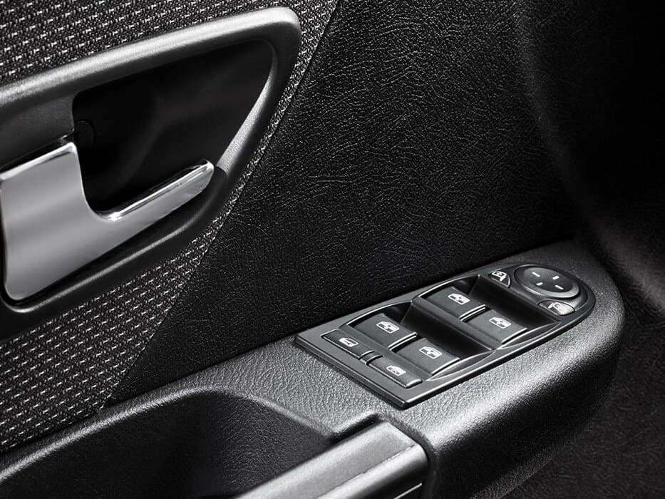 Uaz Pikap I Restayling — Qapı