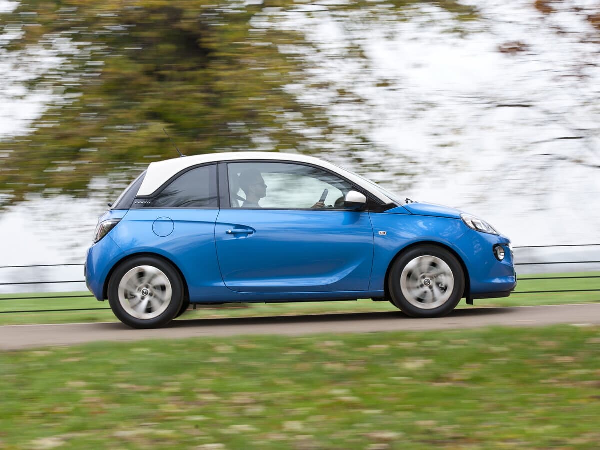 Vauxhall Adam I — Yandan