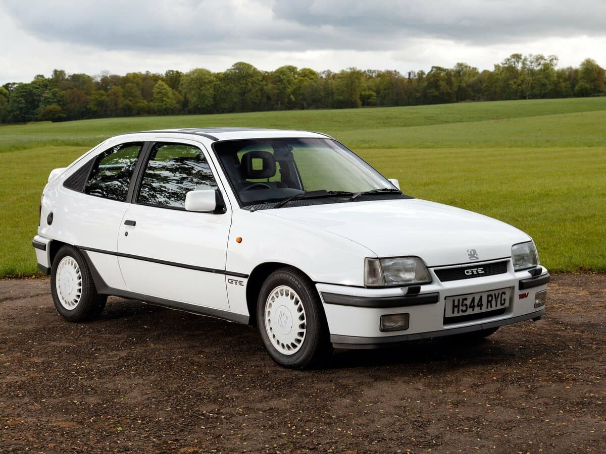 Vauxhall Astra E — Əsas şəkil