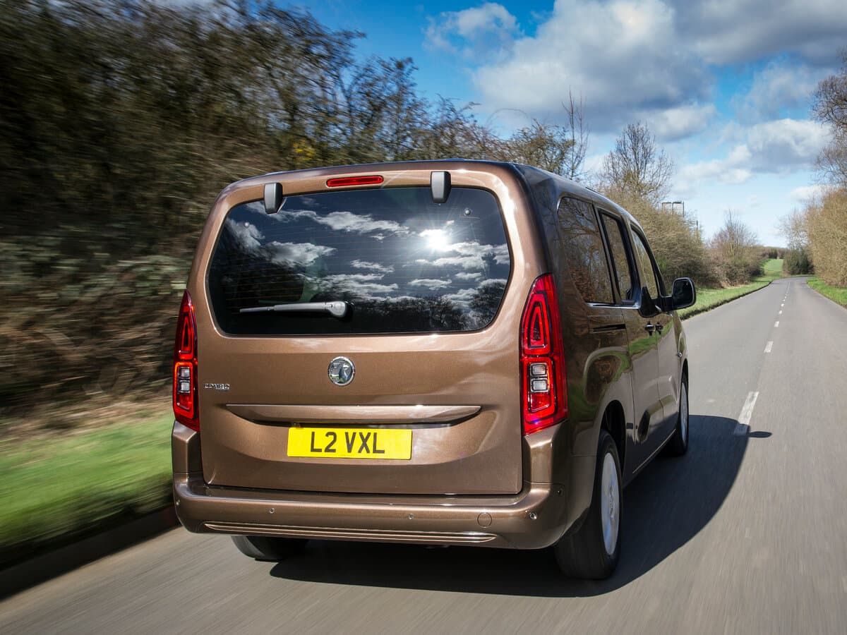 Vauxhall Combo E — Arxadan