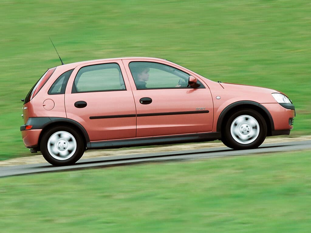 Vauxhall Corsa C — Yandan