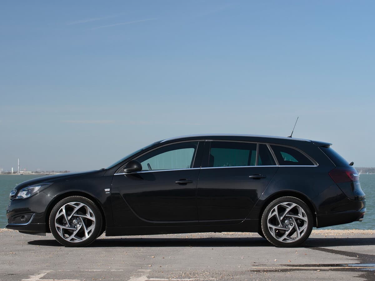 Vauxhall Insignia I Restayling — Yandan