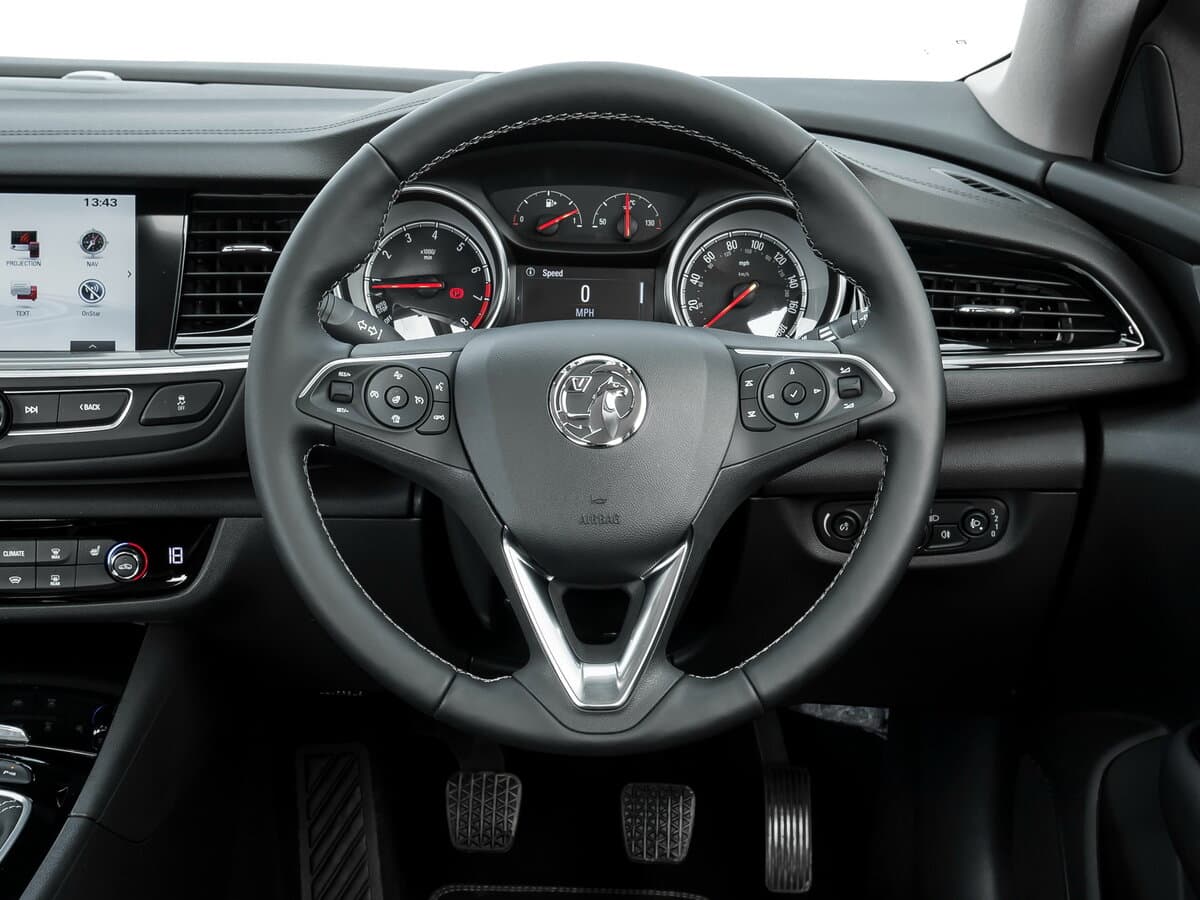Vauxhall Insignia II — Sükan