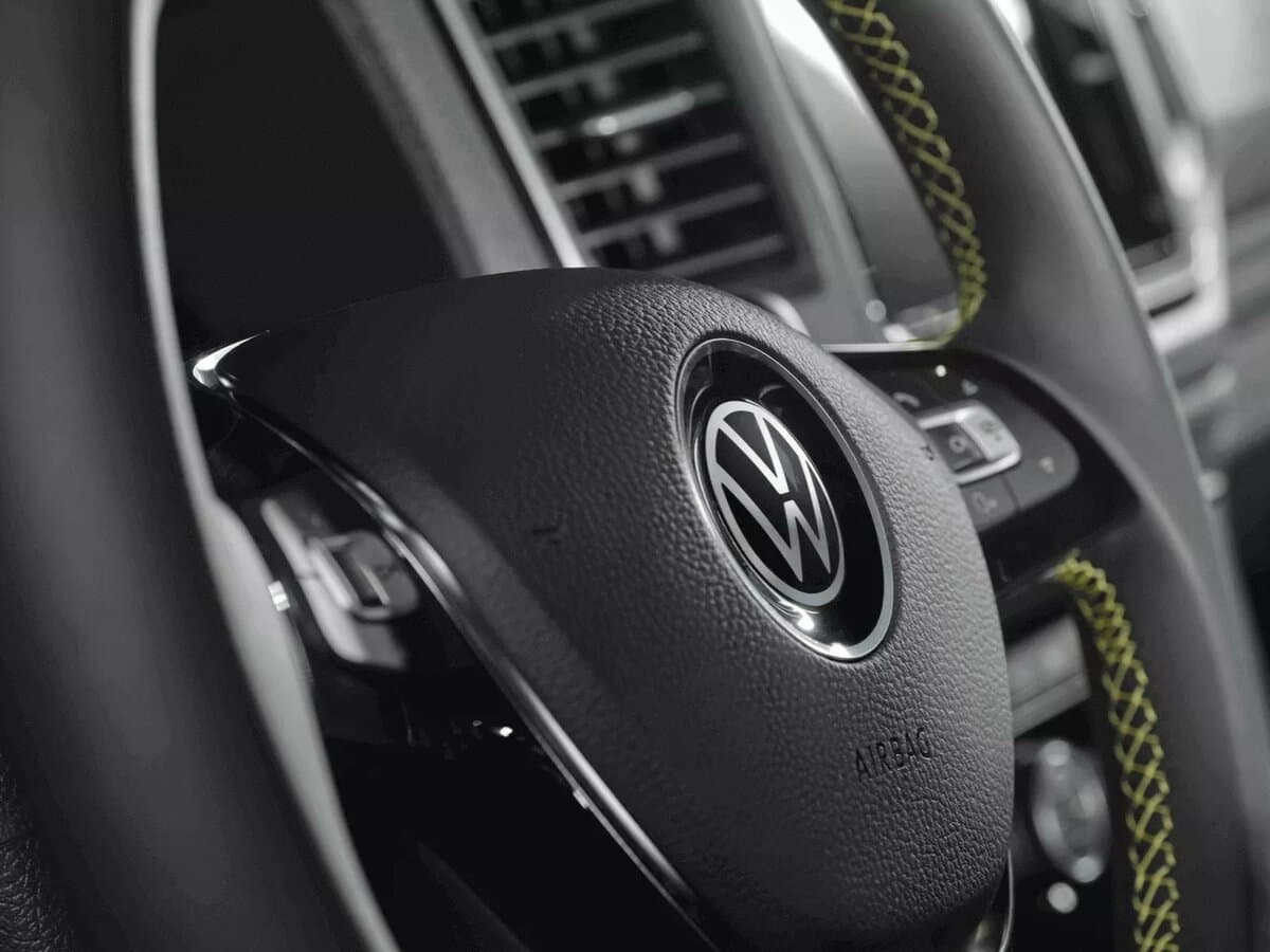 Volkswagen Amarok I Restayling 2 — Salon, arxadan