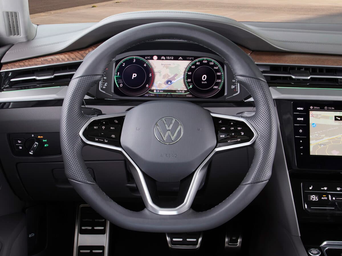 Volkswagen Arteon I Restayling — Sükan
