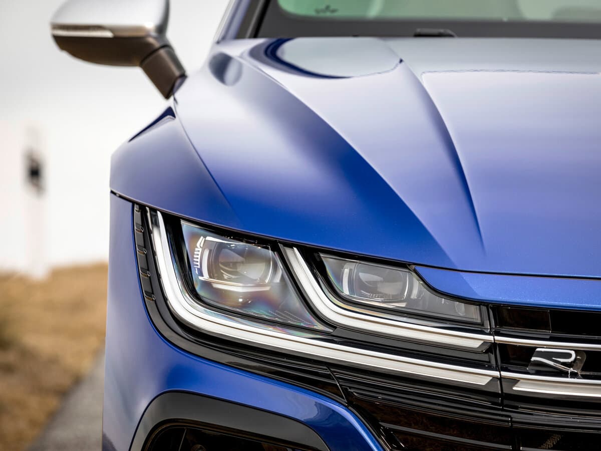 Volkswagen Arteon R 2020 – 2024 — Fara