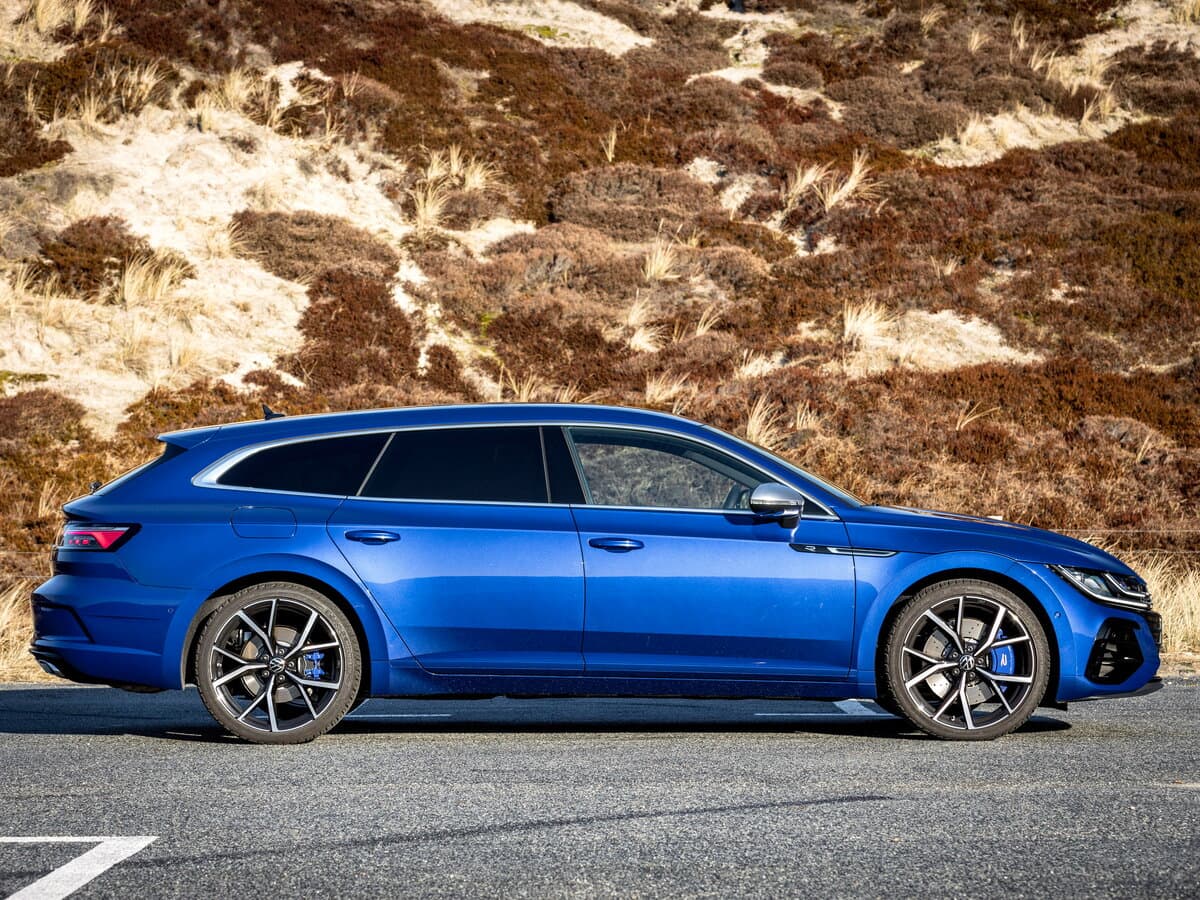 Volkswagen Arteon R 2020 – 2024 — Yandan