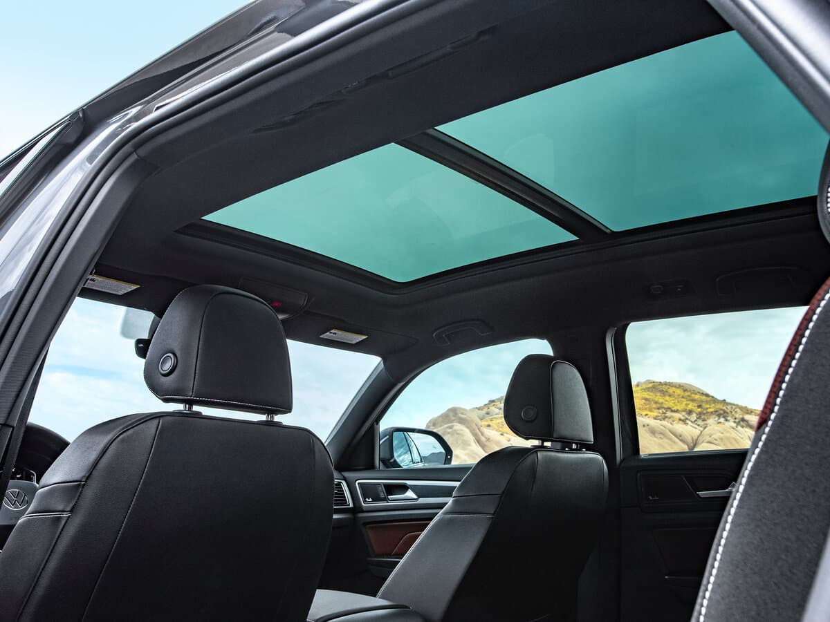Volkswagen Atlas Cross Sport I — Salon, arxadan