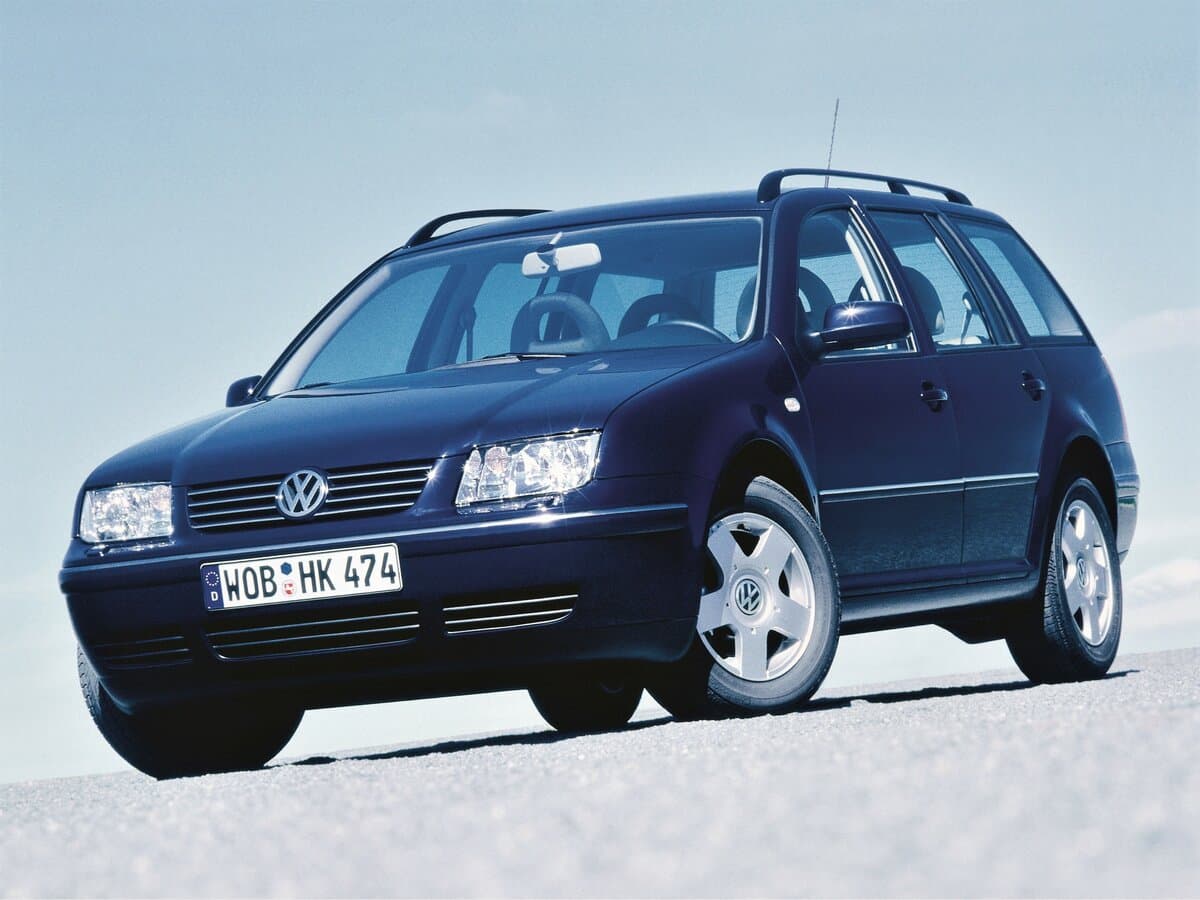 Volkswagen Bora I — Öndən