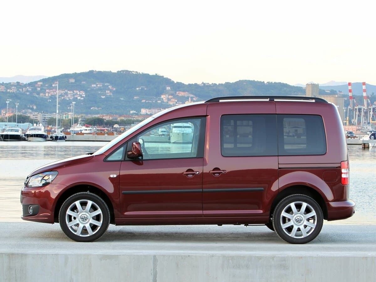 Volkswagen Caddy III Restayling — Yandan
