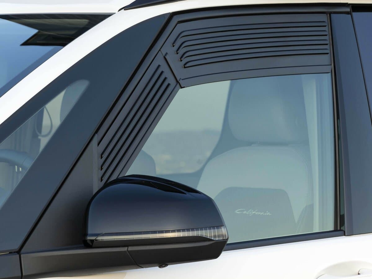 Volkswagen California T7 — Yan güzgü