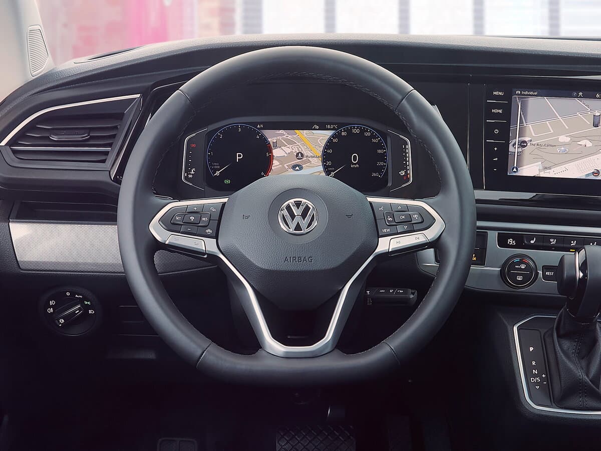 Volkswagen Caravelle T6 Restayling — Sükan