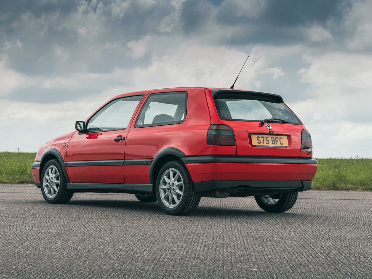 Volkswagen Golf III — 3/4 arxadan