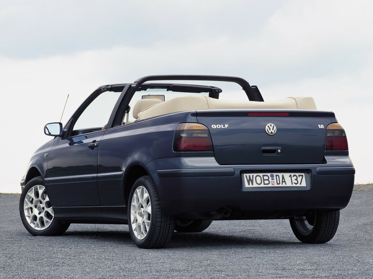 Volkswagen Golf III — 3/4 arxadan