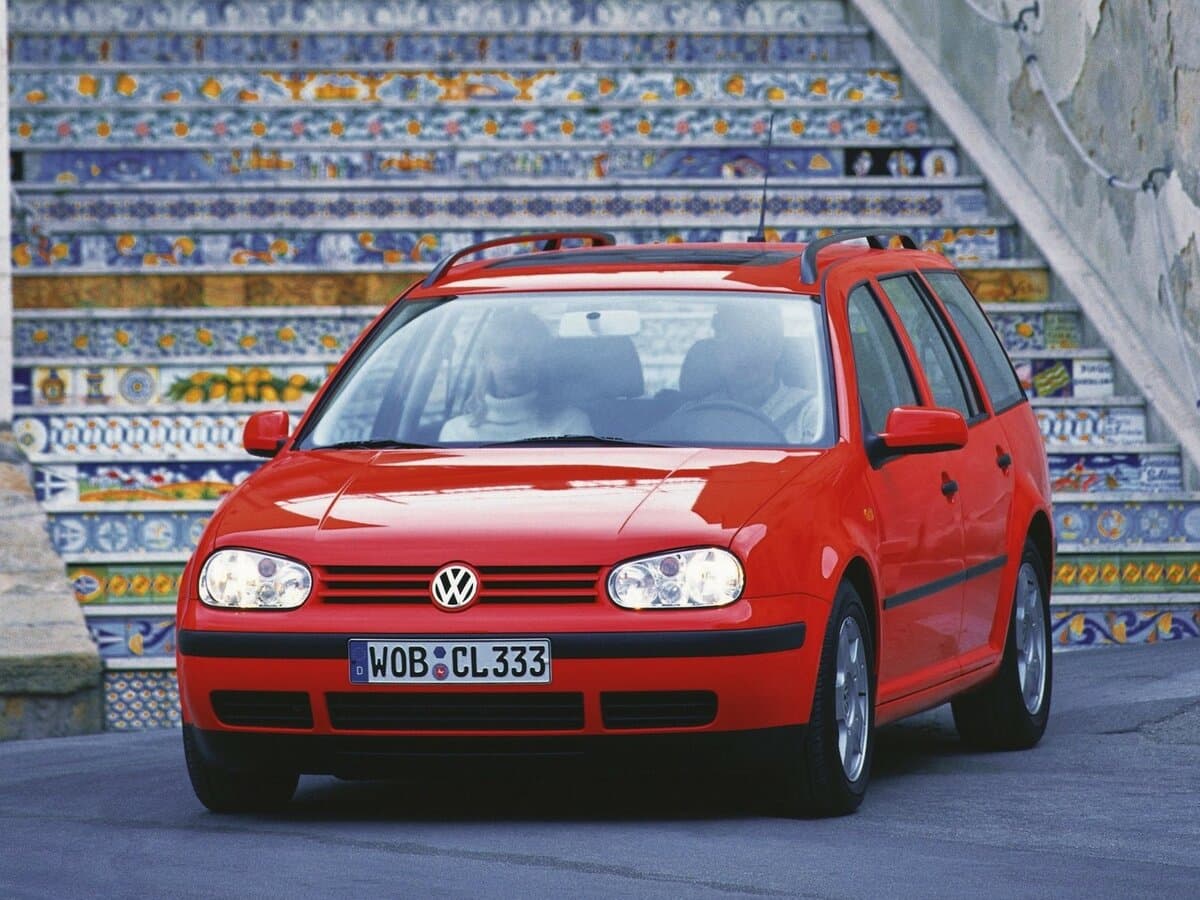 Volkswagen Golf IV — Öndən