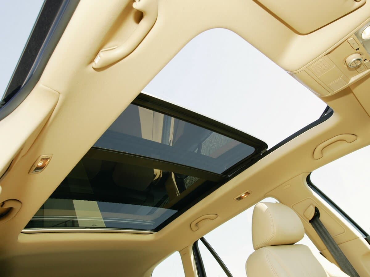 Volkswagen Golf V — Salon, arxadan