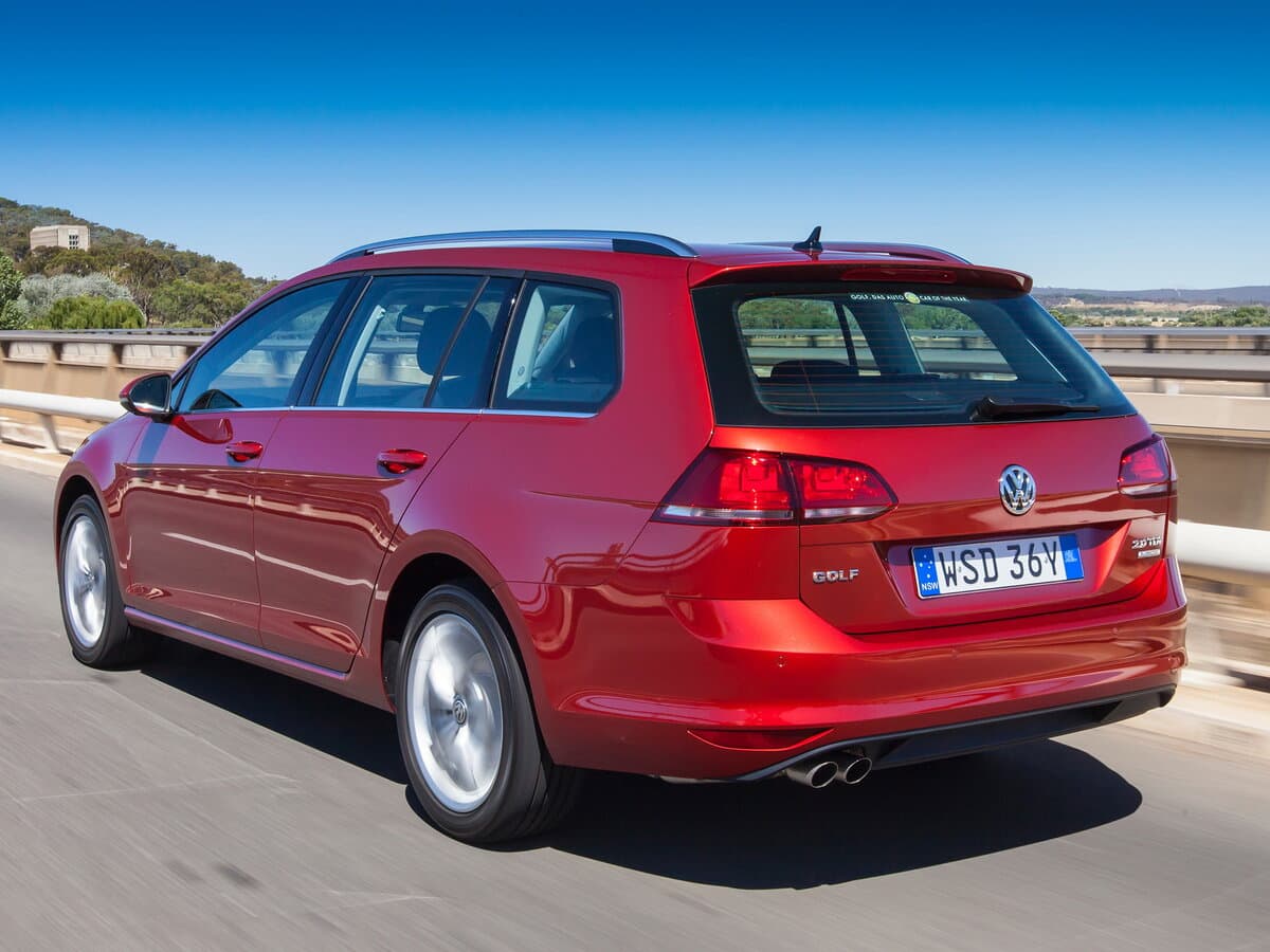 Volkswagen Golf VII — 3/4 arxadan