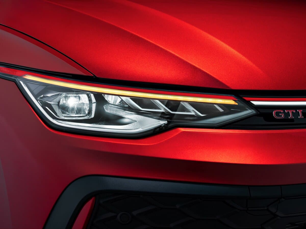 Volkswagen Golf GTI VIII Restayling — Fara