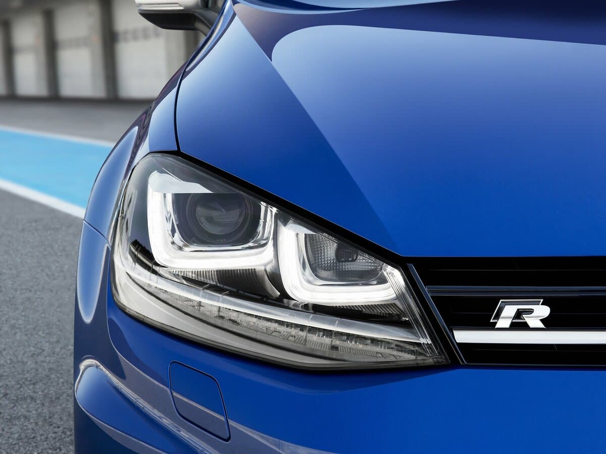 Volkswagen Golf R VII — Fara