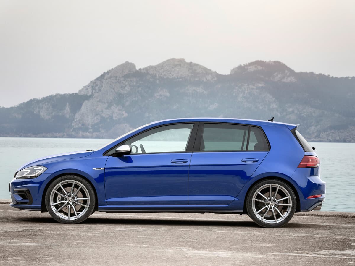 Volkswagen Golf R VII Restayling — Yandan