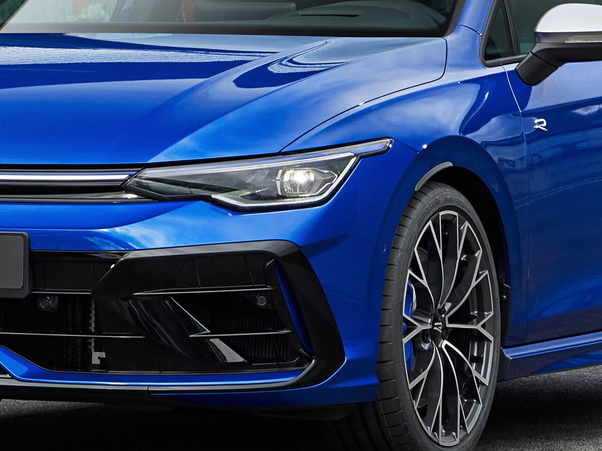 Volkswagen Golf R VIII Restayling — Fara