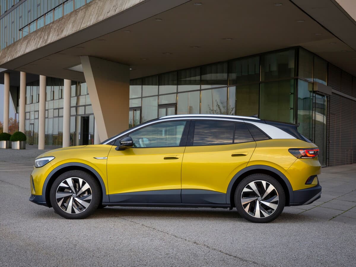 Volkswagen ID.4 2020 – indiyədək — Yandan
