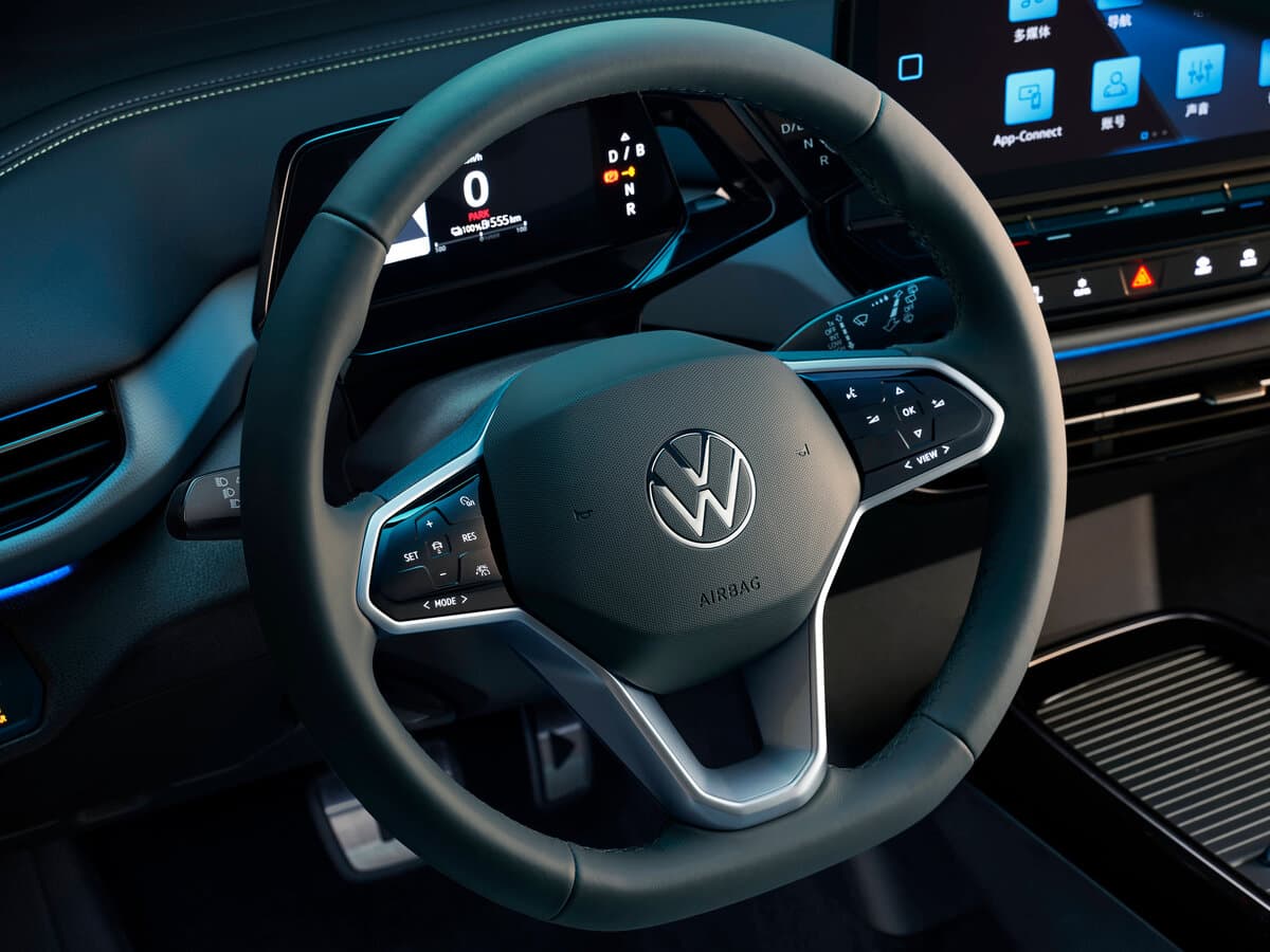 Volkswagen ID.4 2020 – indiyədək — Sükan
