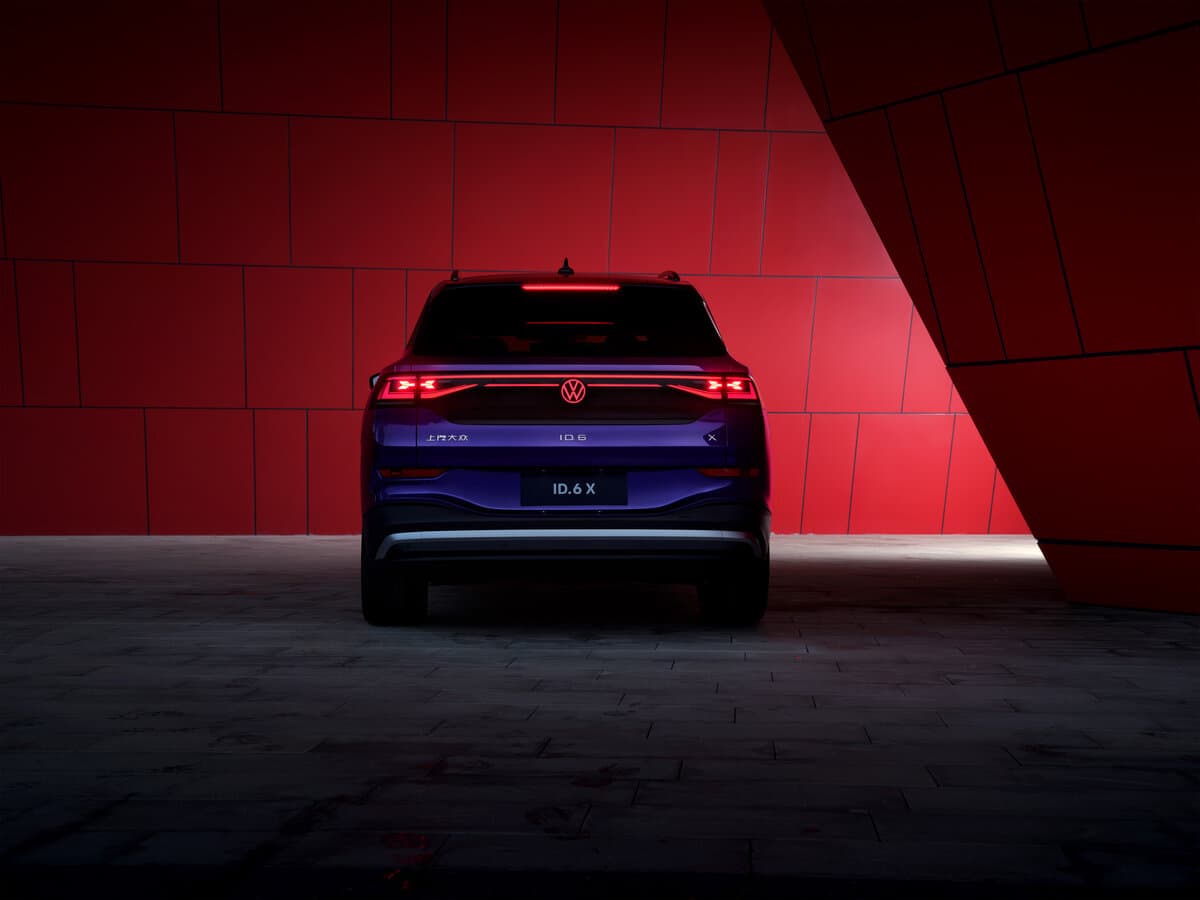 Volkswagen ID.6 2021 – indiyədək — Arxadan