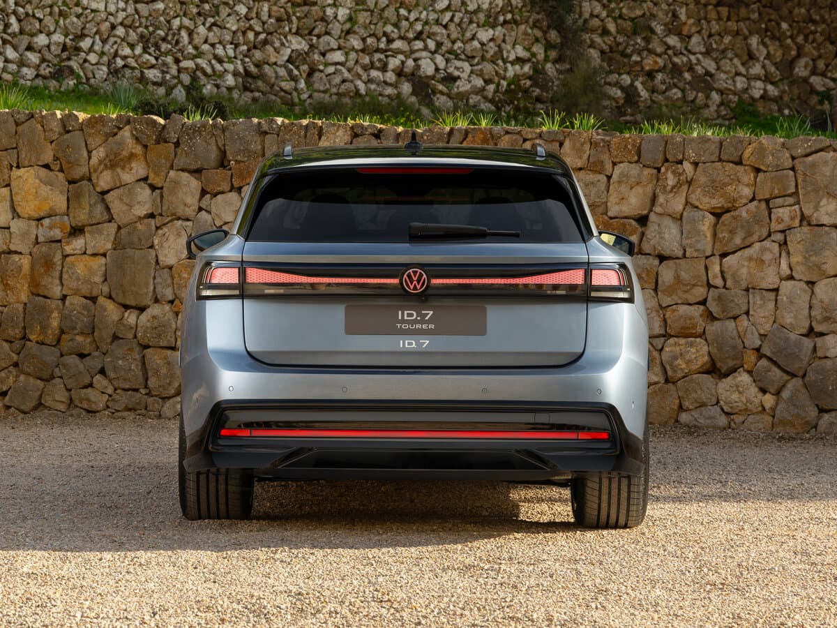Volkswagen ID.7 2023 – indiyədək — Arxadan
