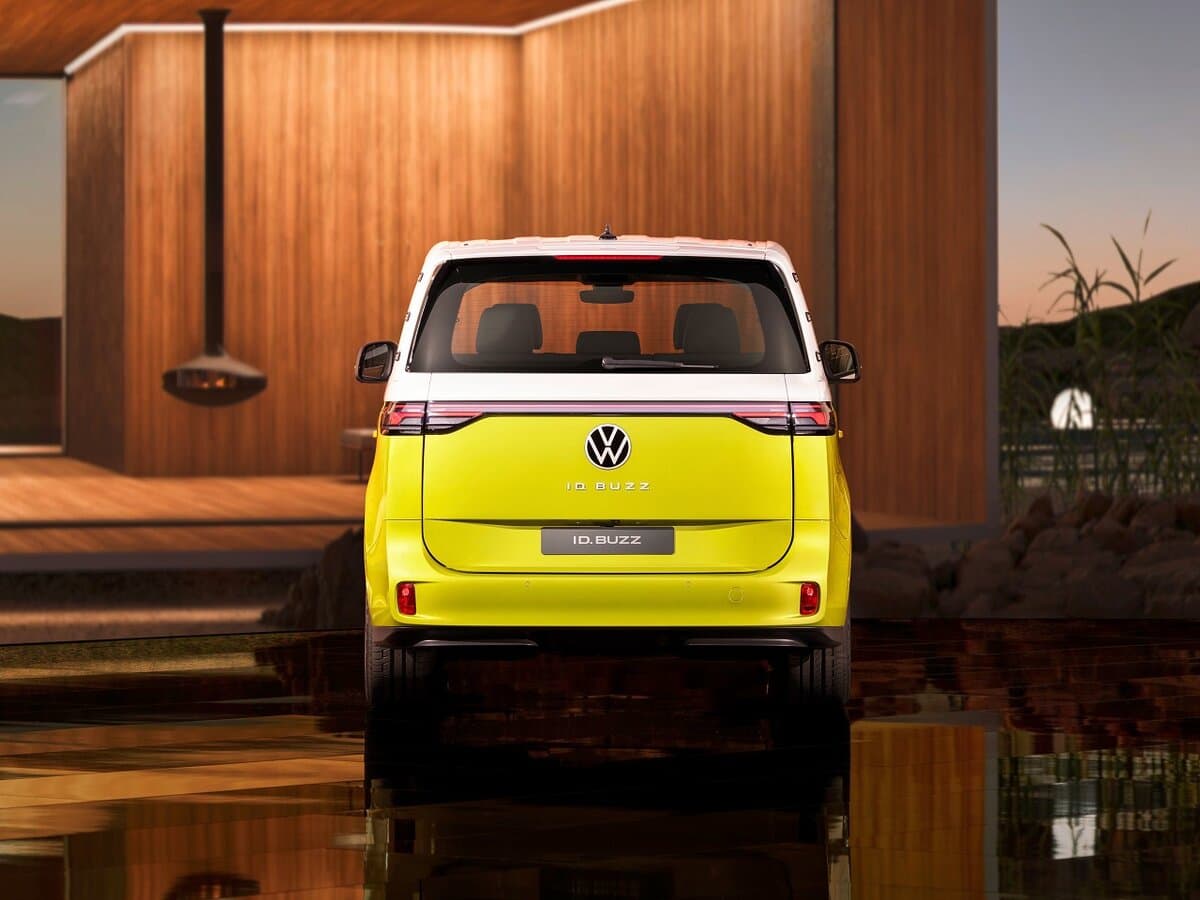 Volkswagen ID.Buzz 2022 – indiyədək — Arxadan