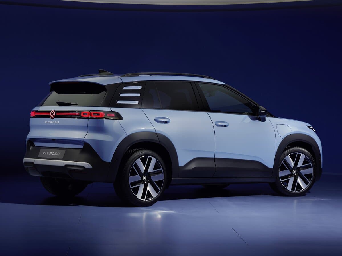 Volkswagen ID.Cross 2026 – indiyədək — 3/4 arxadan